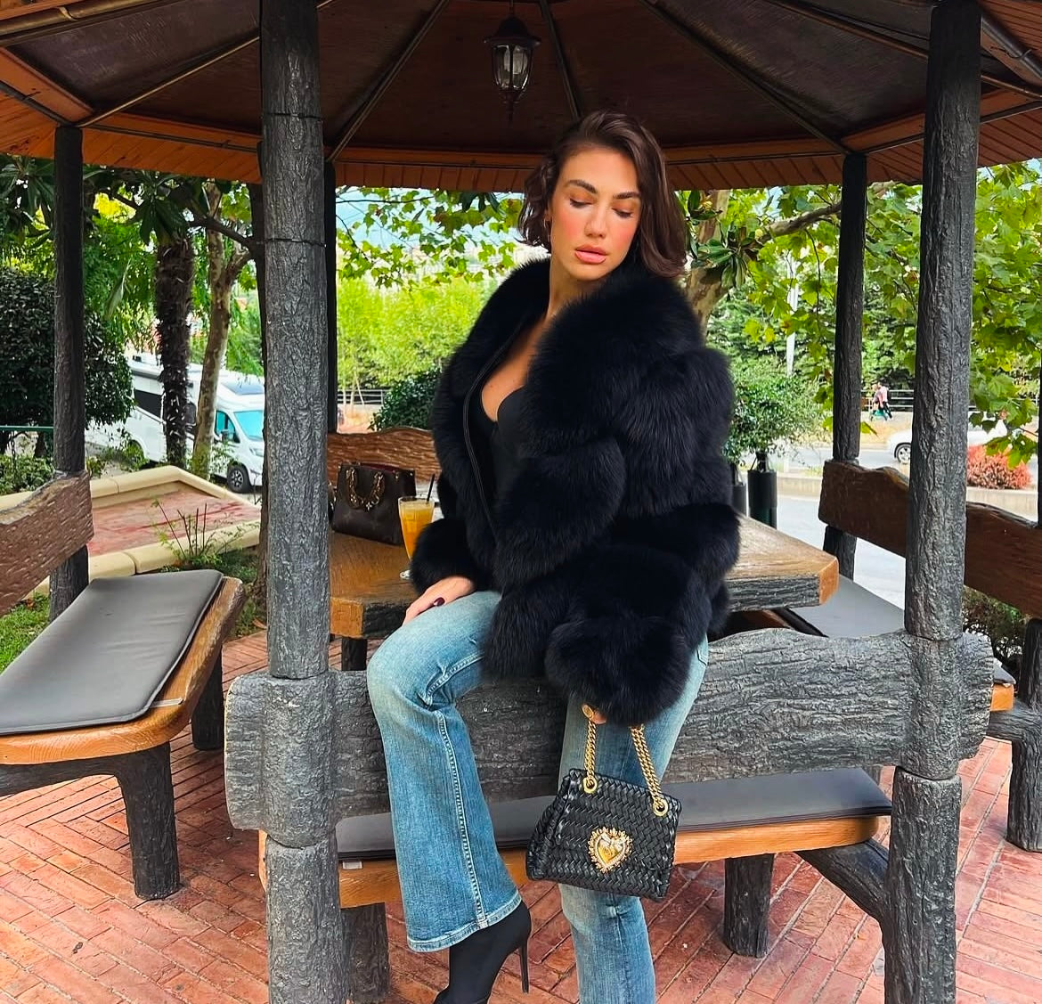 .⚜️Fox Fur Coat